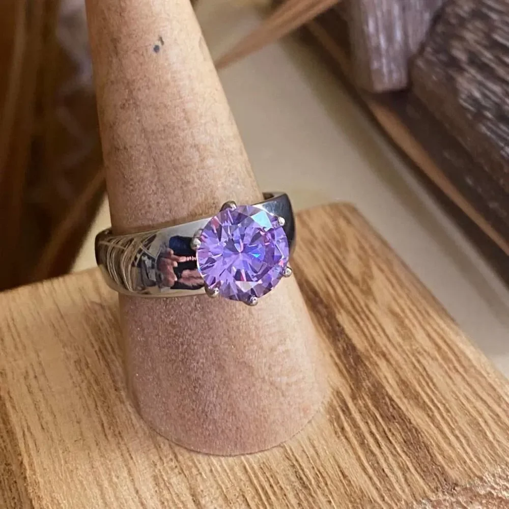 High polished Stainless Steel  Ring with Amethyst AAA Grade CZ Size 9